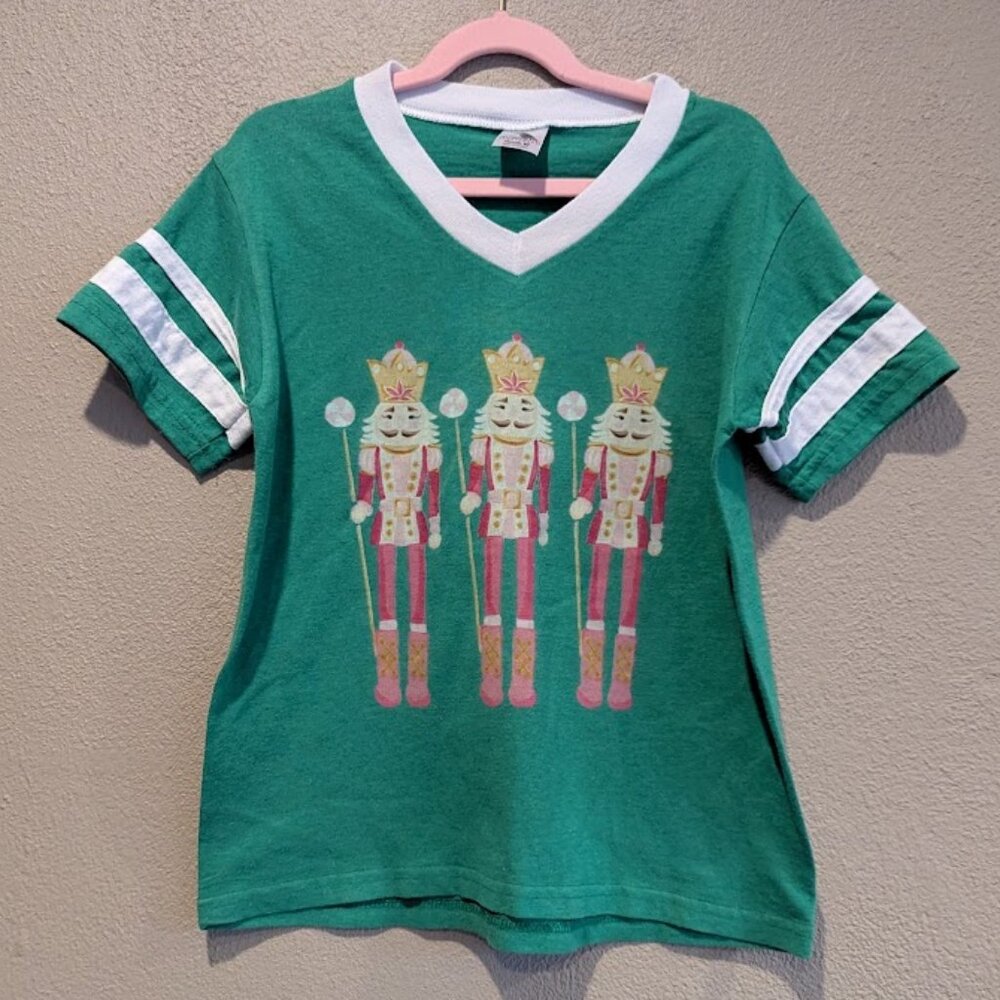 Girls Nutcracker Baseball Tee – Youth Medium 🎄✨
